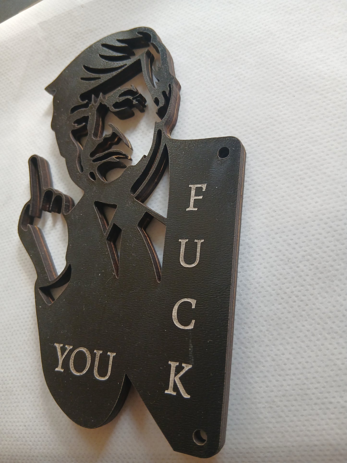 Donald Trump Mittelfinger Figur – Garten & Haus Deko