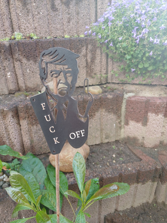 Donald Trump Mittelfinger Figur – Garten & Haus Deko